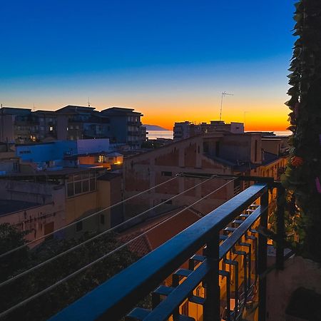 Seaview Terrace Apartment Relax & Comfort In Milazzo, Ture'S Home Exteriér fotografie